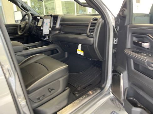 New 2024 RAM 2500 Limited image 26