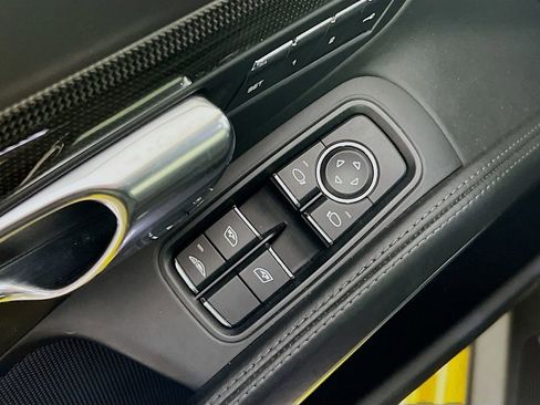 Certified 2017 Porsche 911 Turbo image 20