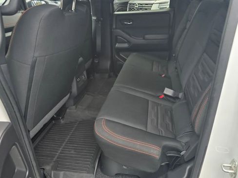 Used 2023 Nissan Frontier PRO-4X w/ Pro Convenience Package image 16