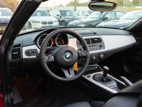 Used 2006 BMW M Roadster image 22