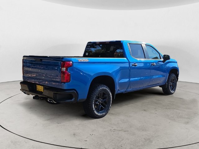 Certified 2024 Chevrolet Silverado 1500 Custom Trail Boss w/ LPO, Dark Essentials Package AWD/4WD image 5