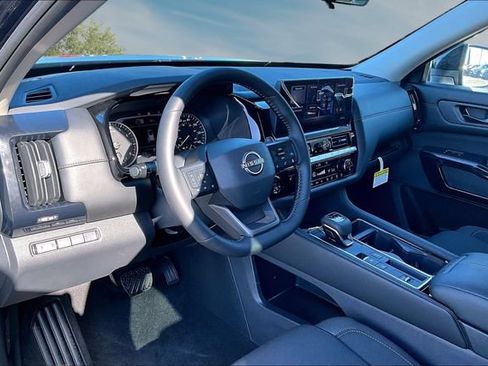 New 2026 Nissan Pathfinder SV w/ Cargo Package FWD image 7