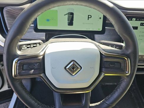 Used 2024 Rivian R1S Adventure image 4