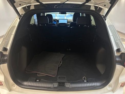 Used 2023 Ford Escape ST-Line Elite image 21