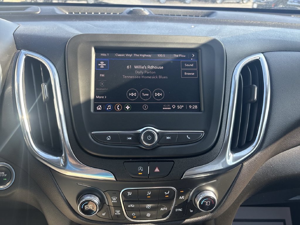 Used 2024 Chevrolet Equinox LT FWD image 12