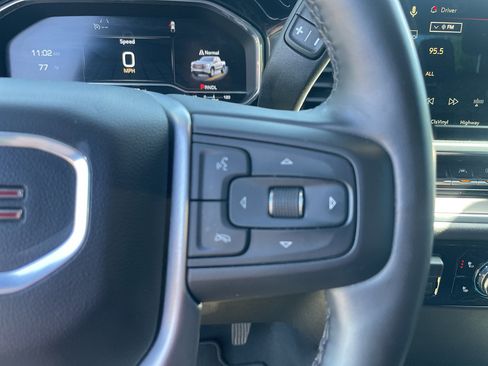 Used 2025 GMC Sierra 1500 SLT RWD image 22