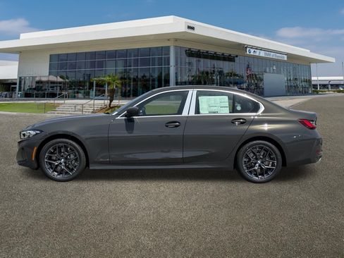 New 2026 BMW 330i Sedan RWD image 6