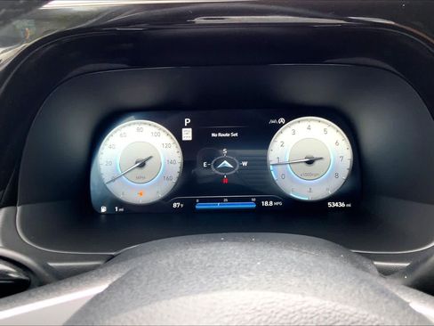 Used 2023 Hyundai Palisade Limited AWD/4WD image 26