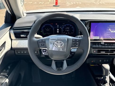 New 2026 Toyota Camry XLE AWD/4WD image 12