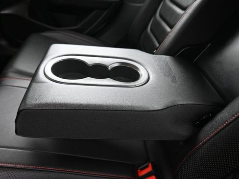 Used 2021 Volkswagen Jetta GLI Autobahn image 30