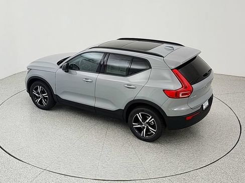 New 2026 Volvo XC40 B5 Core w/ Protection Package Premier AWD/4WD image 35