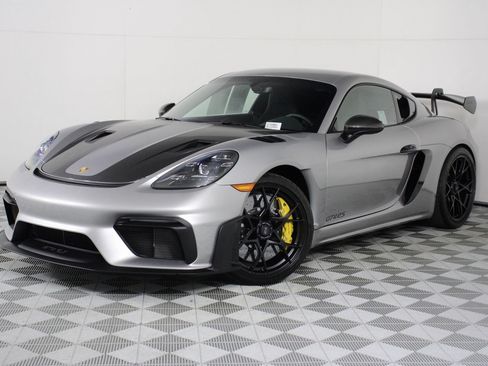 Certified 2025 Porsche 718 Cayman GT4 RS RWD image 1