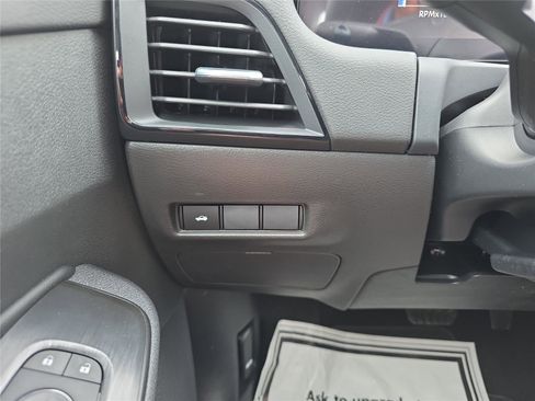 New 2026 Nissan Sentra SR w/ Floor Mat Package FWD image 19