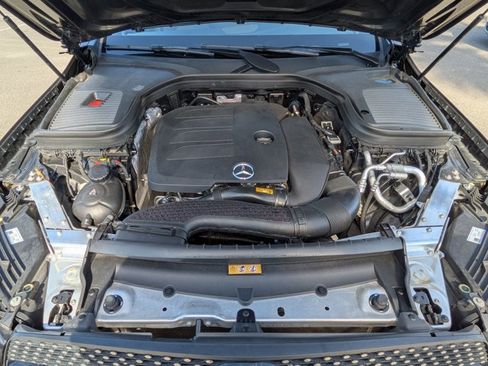 Used 2022 Mercedes-Benz GLC 300 image 27