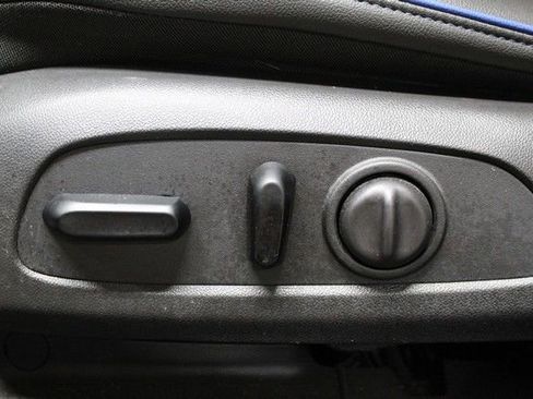 Used 2024 Buick Envista Sport Touring w/ Convenience I Package FWD image 17