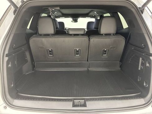 Certified 2025 Buick Enclave Avenir w/ Super Cruise Package image 17