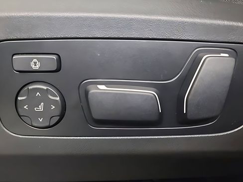 Used 2025 BMW X3 xDrive30i w/ Convenience Package image 8