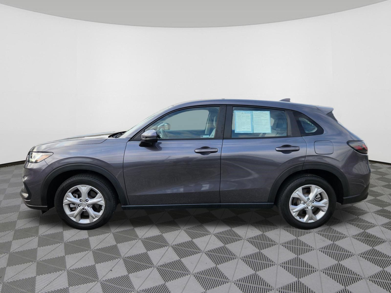 Certified 2024 Honda HR-V LX image 5
