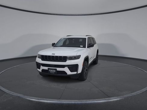 New 2026 Jeep Grand Cherokee L 4WD image 4