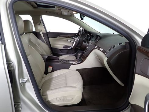 Used 2013 Buick Regal Premium FWD image 37