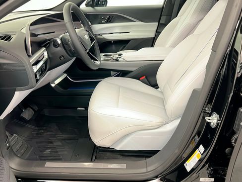 New 2025 Cadillac Lyriq Sport w/ LPO, Floor Liner Package image 18