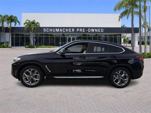 Used 2022 BMW X4 xDrive30i w/ Parking Assistance Package image 4