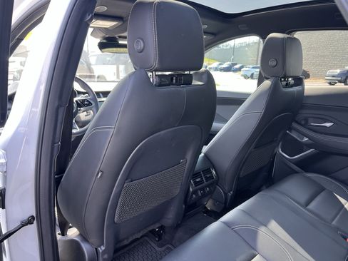 Used 2024 Jaguar E-PACE R-Dynamic SE image 33