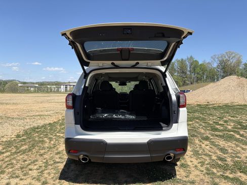 New 2026 Subaru Ascent Touring AWD/4WD image 11