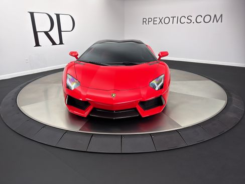 Used 2016 Lamborghini Aventador LP 700-4 AWD/4WD image 9