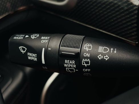 Used 2018 Jeep Grand Cherokee Trackhawk AWD/4WD image 65