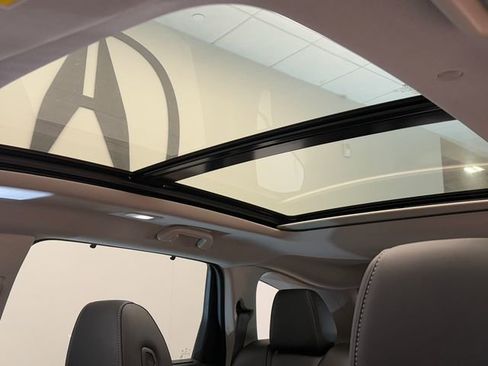 Certified 2024 Acura MDX SH-AWD w/ Technology Package image 8