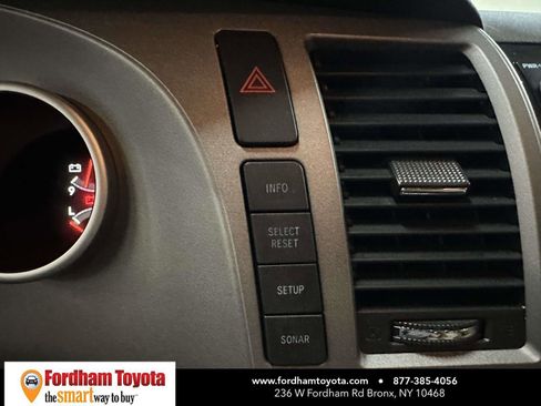 Used 2011 Toyota Sequoia Limited AWD/4WD image 30