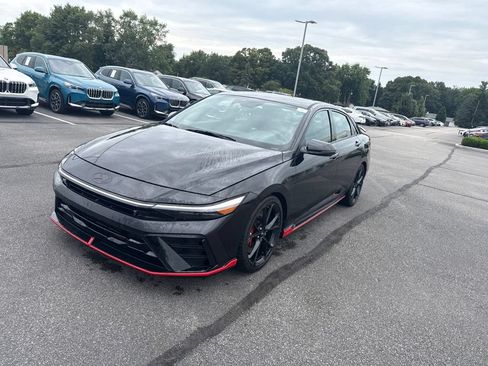 Used 2025 Hyundai Elantra N w/ Cargo Package FWD image 3