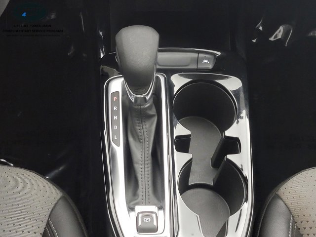 Used 2024 Chevrolet Trax LT FWD image 25