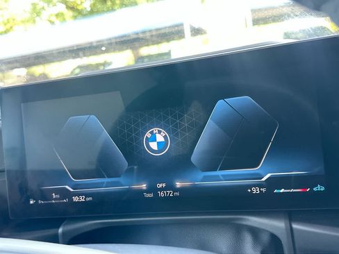 Used 2025 BMW 330i Sedan RWD image 16