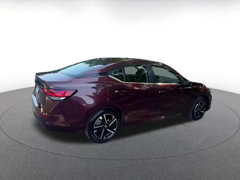 Used 2025 Nissan Sentra SV FWD image 15