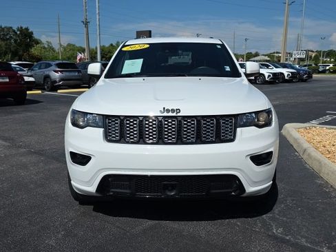 Used 2020 Jeep Grand Cherokee Laredo RWD image 18