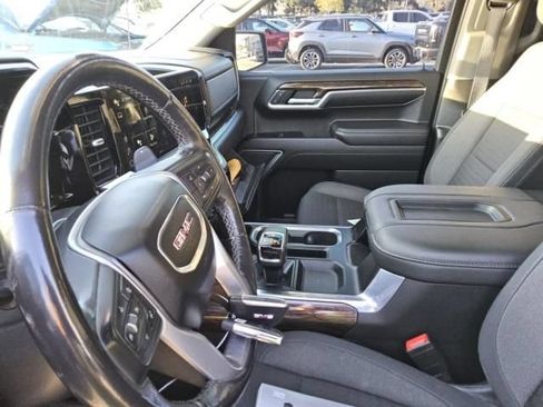 Used 2022 GMC Sierra 1500 Elevation AWD/4WD image 8