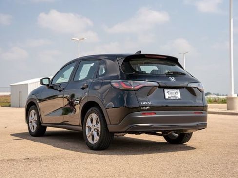 Used 2024 Honda HR-V LX image 5