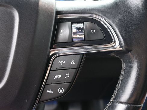 Used 2024 Lincoln Navigator Premiere AWD/4WD image 24