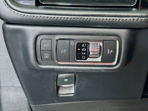 Used 2022 Lincoln Nautilus Reserve AWD/4WD image 10