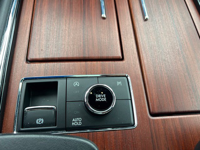 Used 2024 Lincoln Navigator L Reserve AWD/4WD image 35