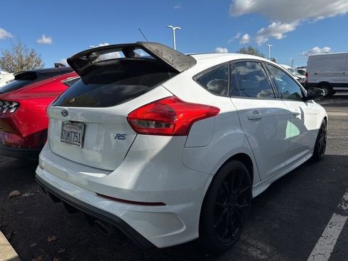 Used 2016 Ford Focus RS image 3