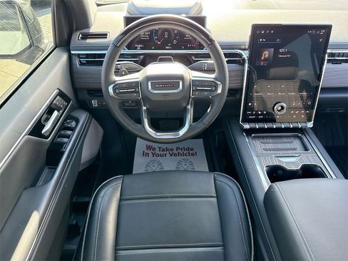 Used 2025 GMC Sierra EV Denali image 14