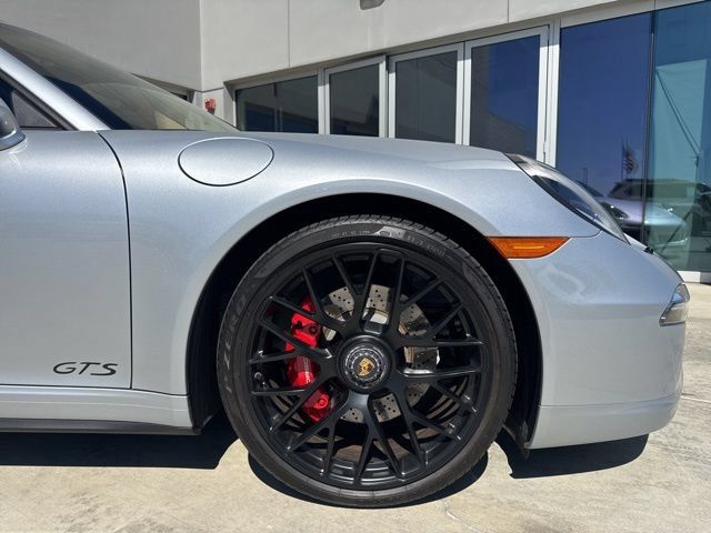 Used 2016 Porsche 911 Carrera GTS RWD image 17
