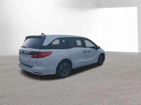 Used 2023 Honda Odyssey EX-L image 9