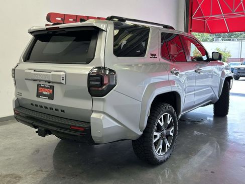 Used 2026 Toyota 4Runner TRD Sport Premium AWD/4WD image 3