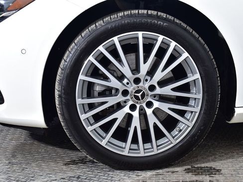 Certified 2025 Mercedes-Benz CLA 250 4MATIC image 32