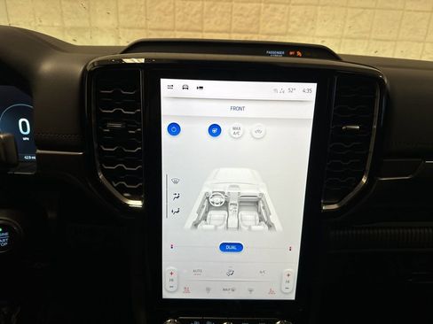 New 2025 Ford Ranger Lariat w/ FX4 Off-Road Package image 29