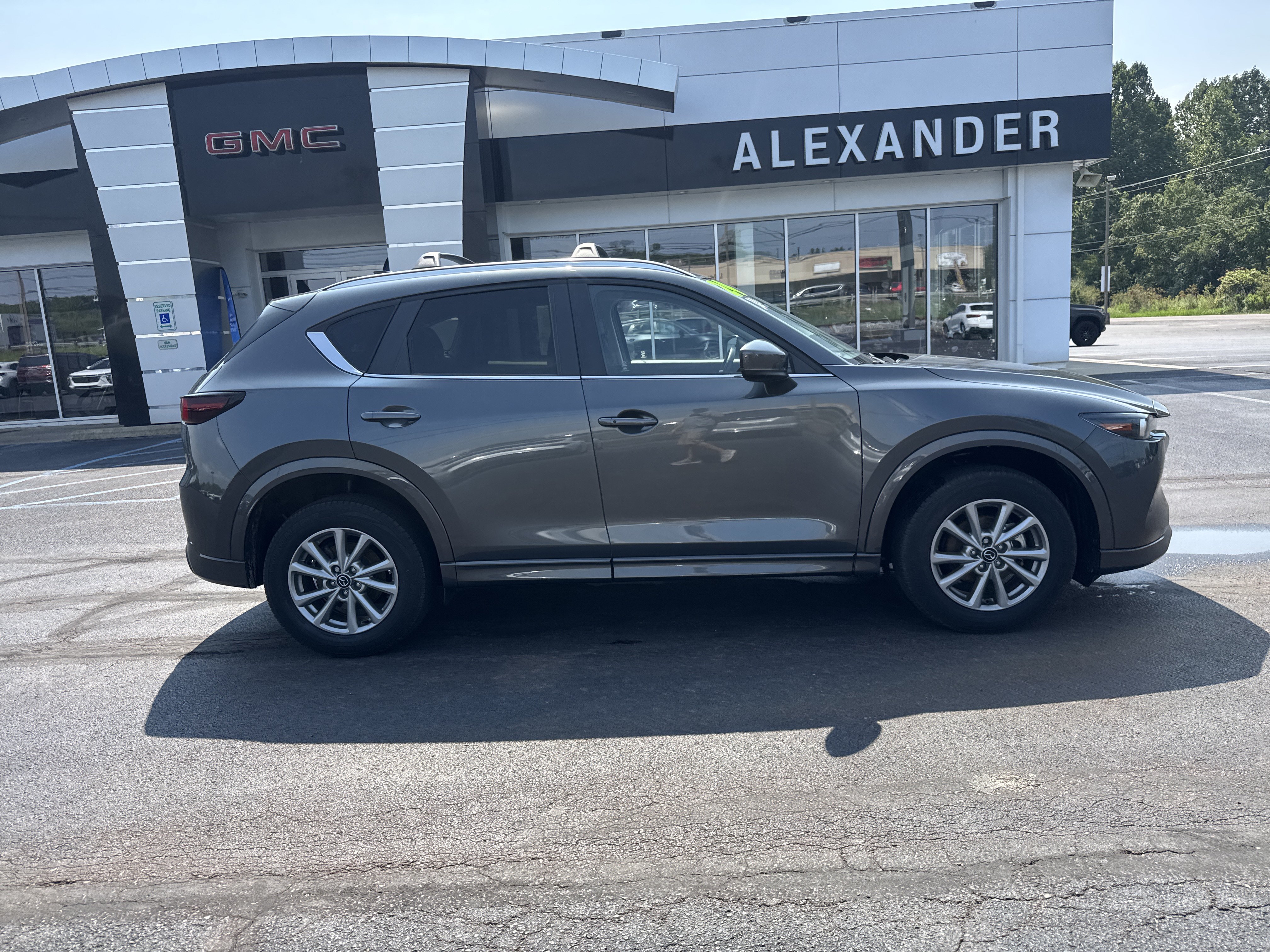 Used 2024 MAZDA CX-5 AWD 2.5 S image 2